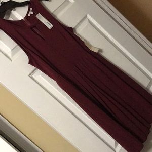 Burgundy sleeveless flare dress with keyhole